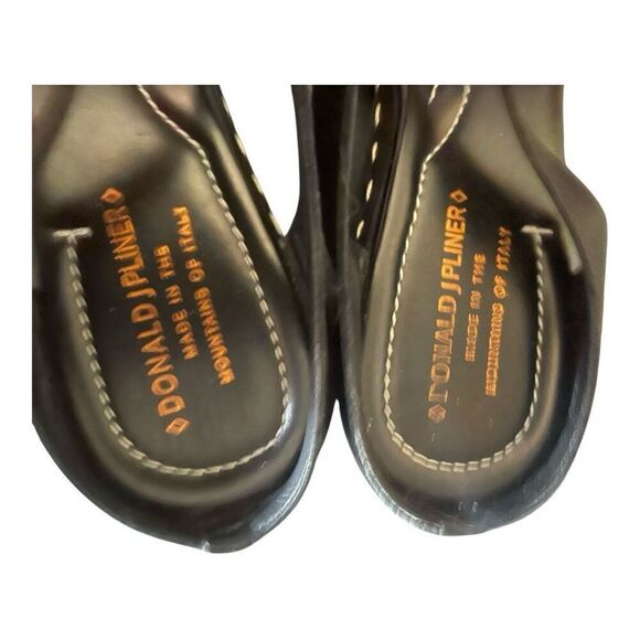 Donald J. Pliner Shula Toe Loop Wedge Sandals Size 8 Quiet Luxury Capsule - Picture 4 of 5